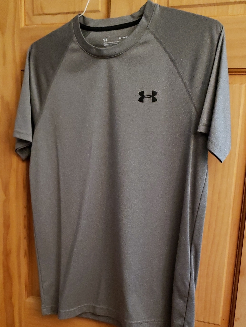 Under Armour Men's Charcoal Gray Short Sleeve Performance Tee